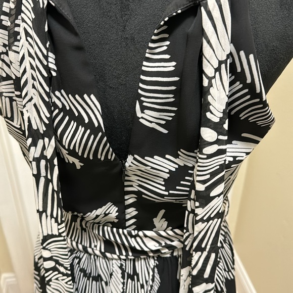 Maxi Dress w/ Lining - Picture 7 of 8